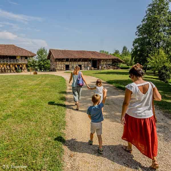 Ferme-Foret